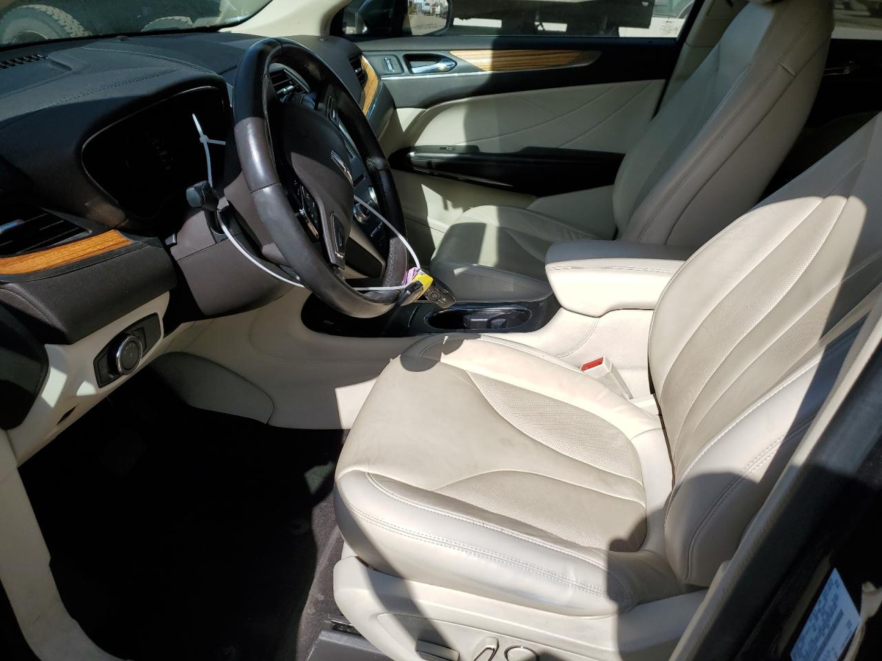 2015 Lincoln MKZ - Image 7