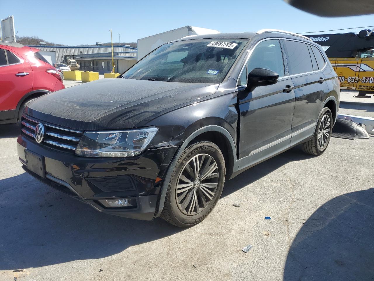 2018 Volkswagen Tiguan - Image 1