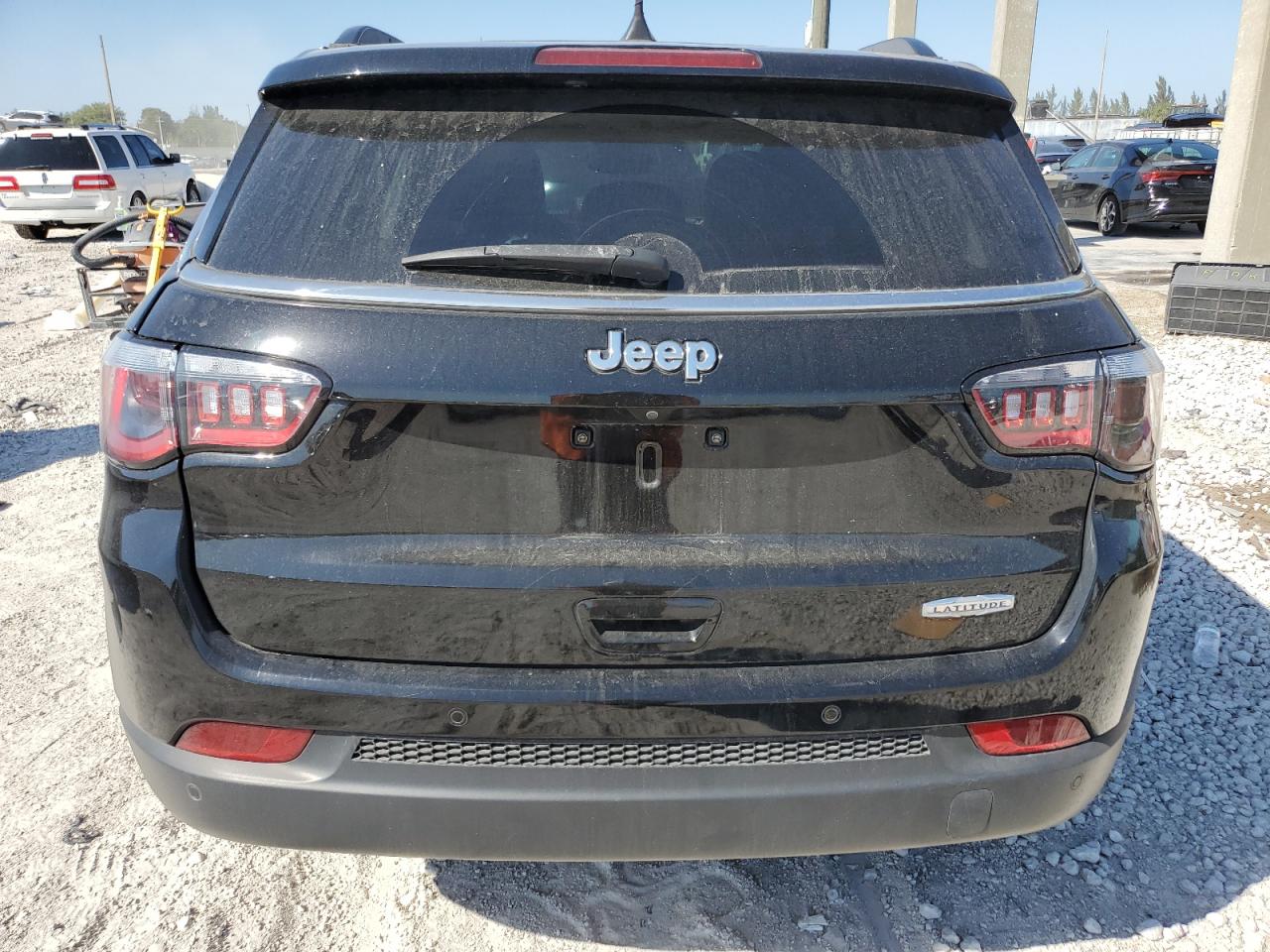 2020 Jeep Compass Latitude VIN: 3C4NJCBB4LT241702 Lot: 48745925