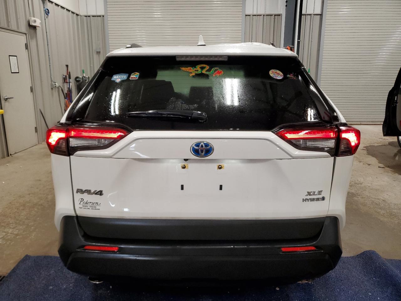 2022 Toyota RAV 4 - Image 6