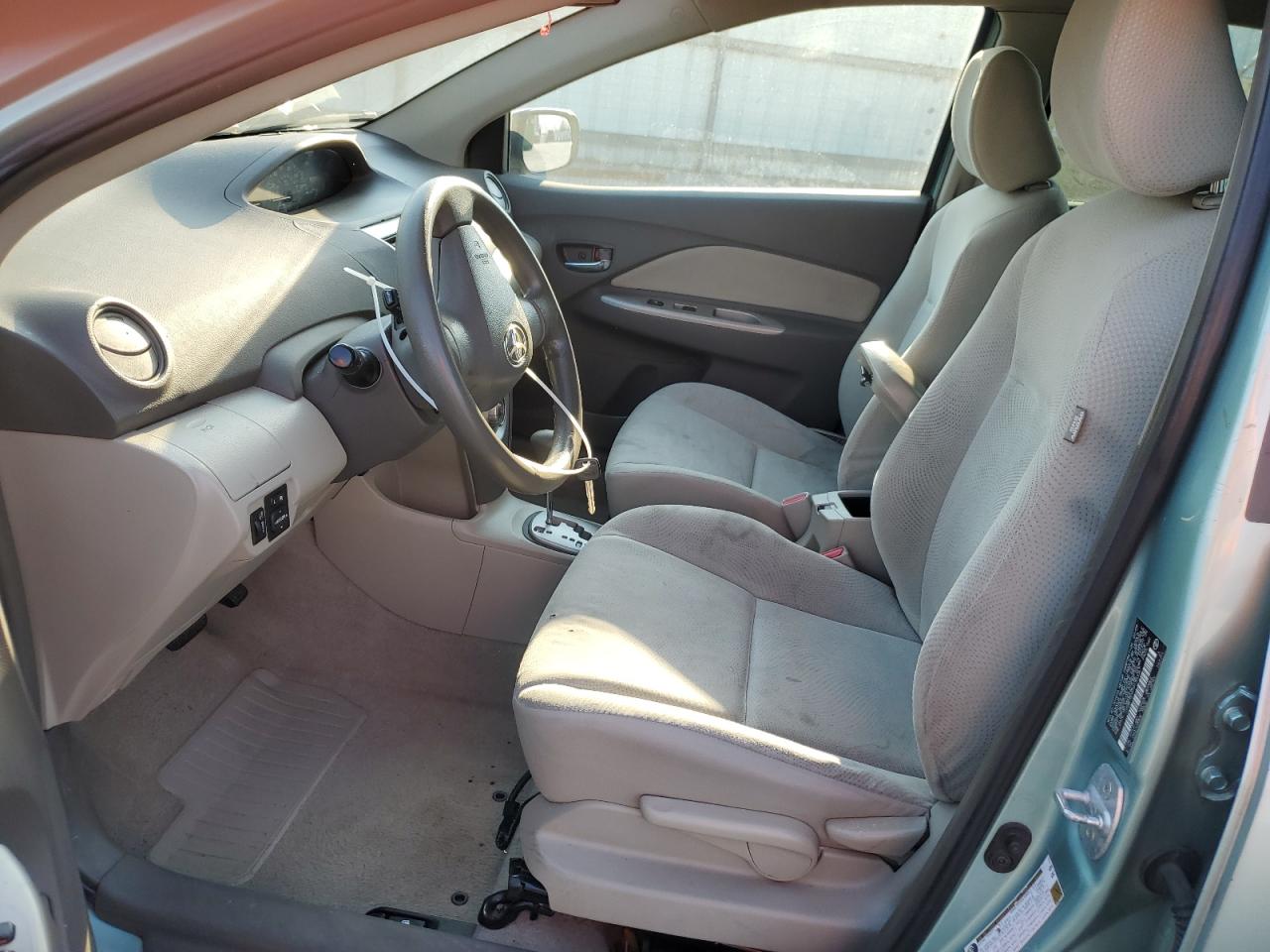 2009 Toyota Yaris - Image 7