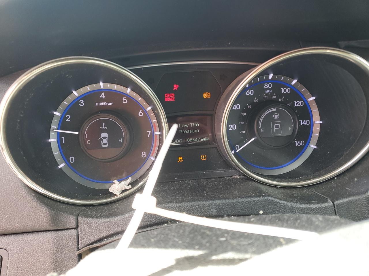 2013 Hyundai Sonata - Image 9