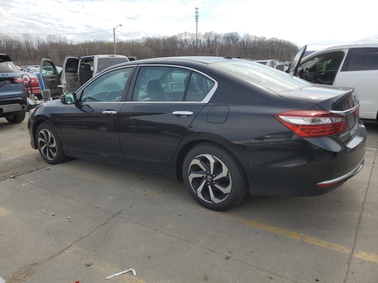 1HGCR2F84GA000598 HONDA ACCORD 2016