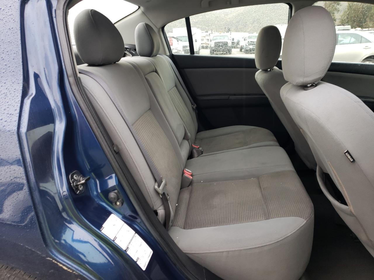 2011 Nissan Sentra - Image 10