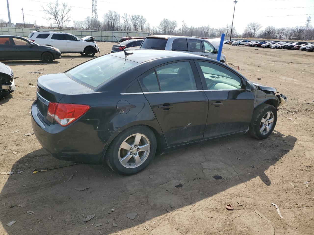 2013 Chevrolet Cruze - Image 3