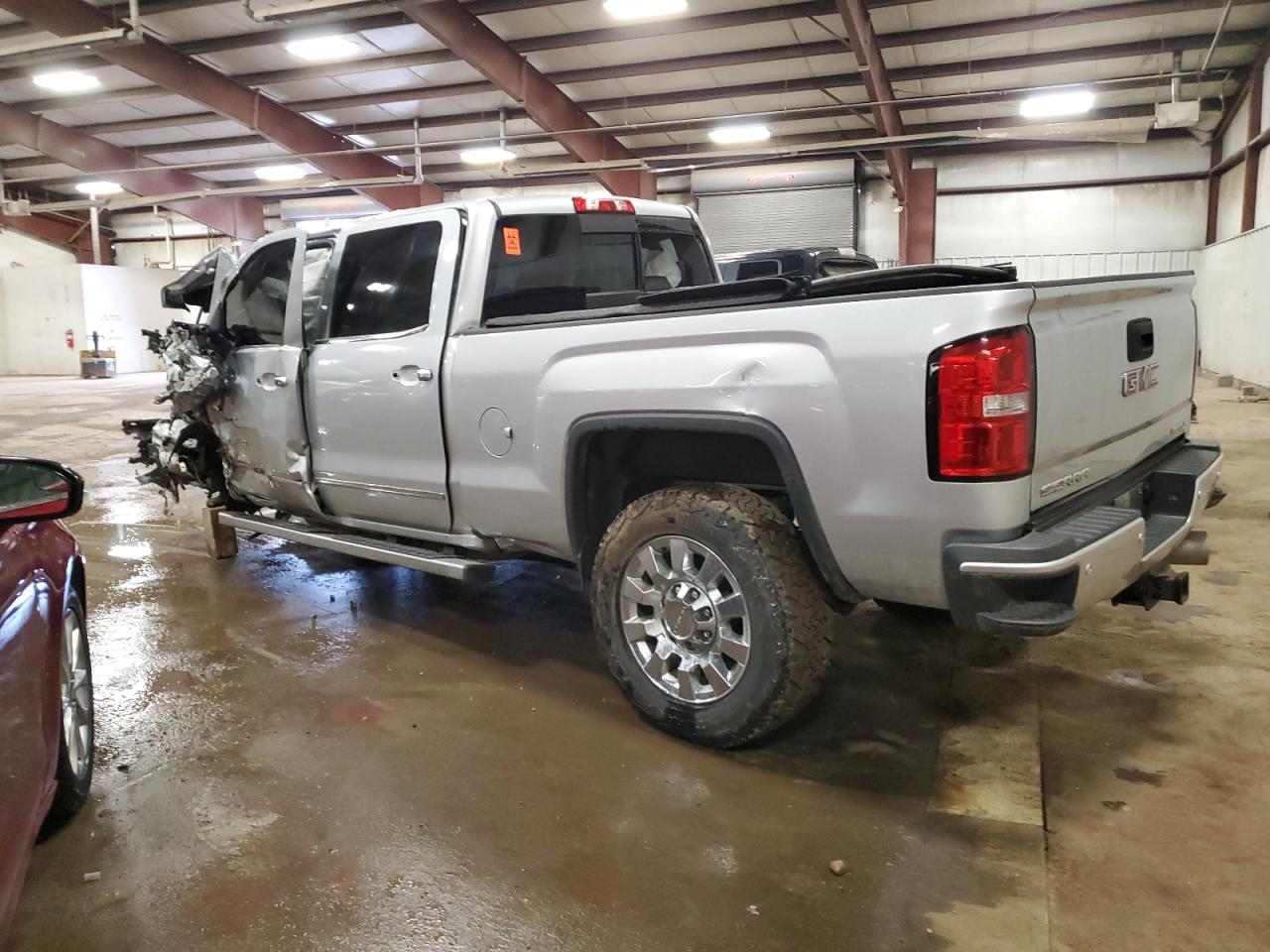2019 GMC Sierra - Image 2