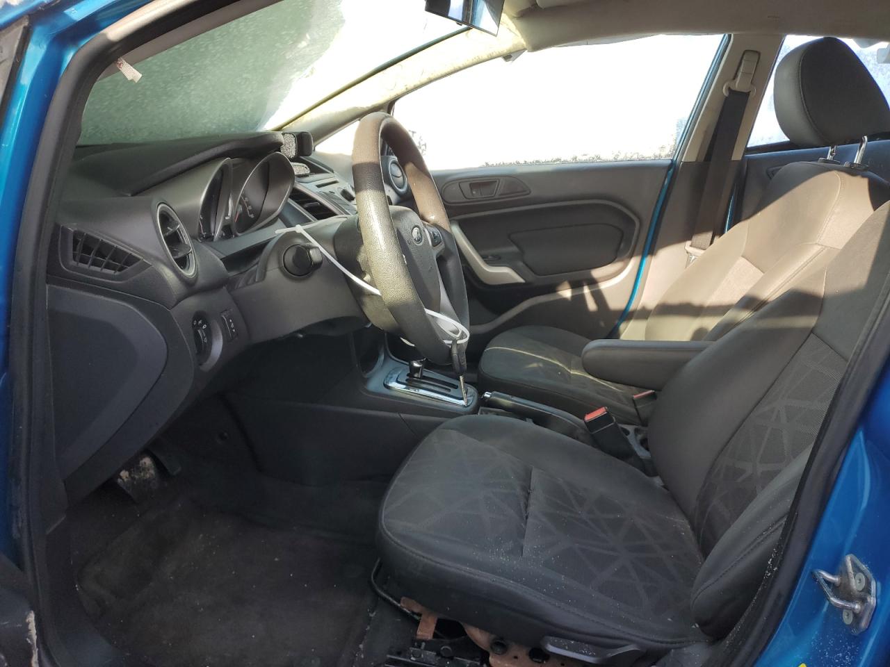2013 Ford Fiesta - Image 7