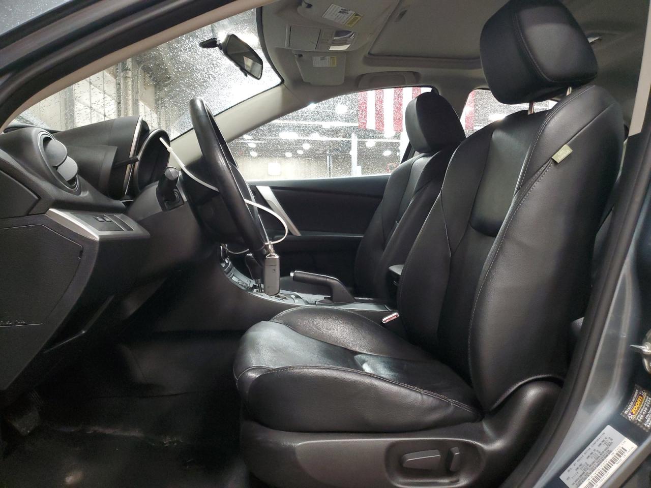 2013 Mazda 3 - Image 7