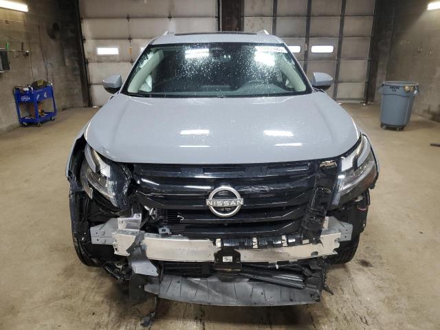  NISSAN PATHFINDER 2024 Серый