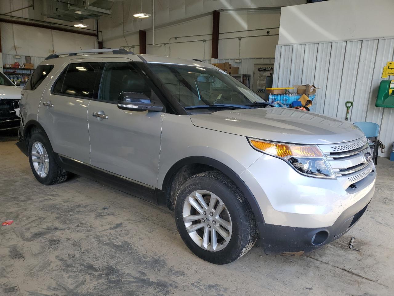 2014 Ford Explorer - Image 4