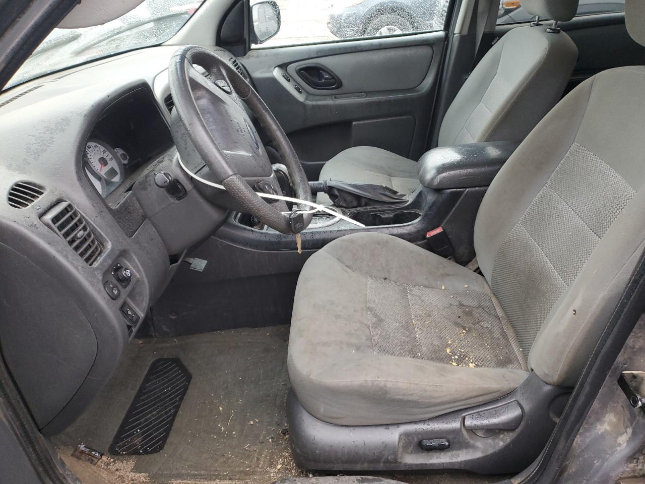 2007 Ford Escape - Image 7