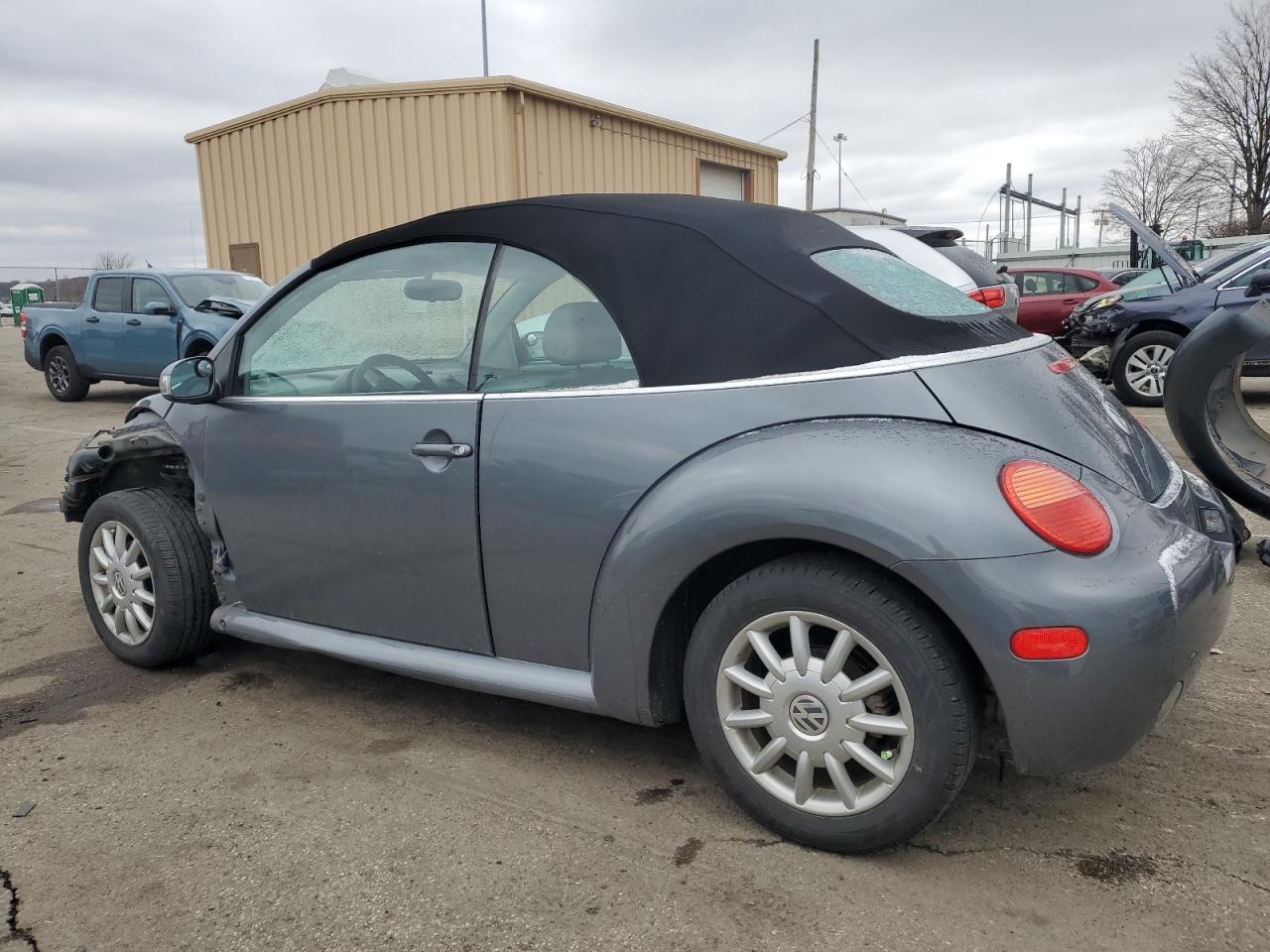 2005 Volkswagen Beetle - Image 2