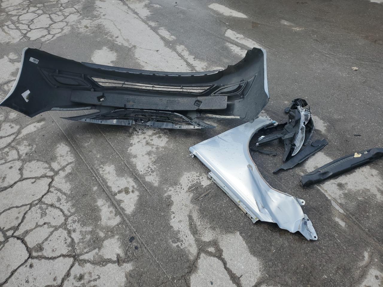2011 Hyundai Sonata - Image 12