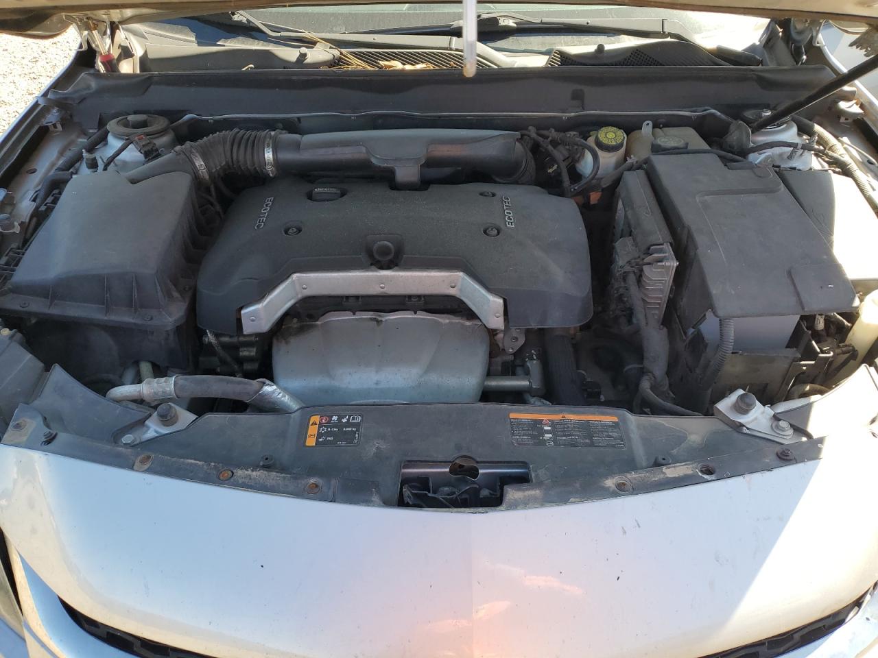 2016 Chevrolet Malibu - Image 11