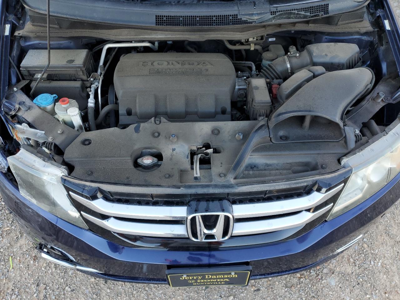 2014 Honda Odyssey - Image 12