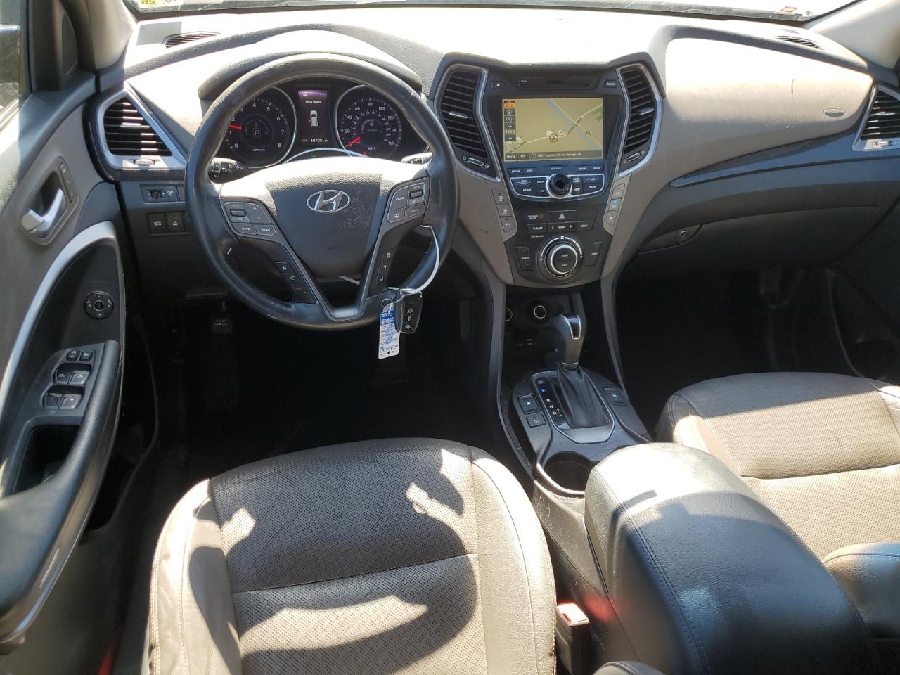 2015 Hyundai Santa Fe - Image 8