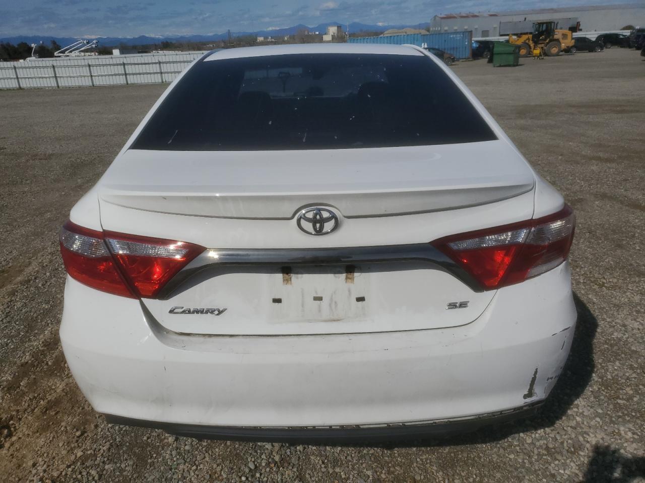 2015 Toyota Camry - Image 6