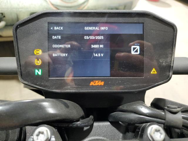  KTM 890 DUKE R 2021 Черный