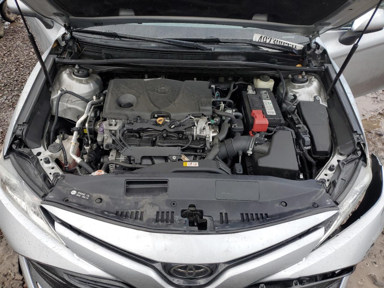 2018 Toyota Camry - Image 12