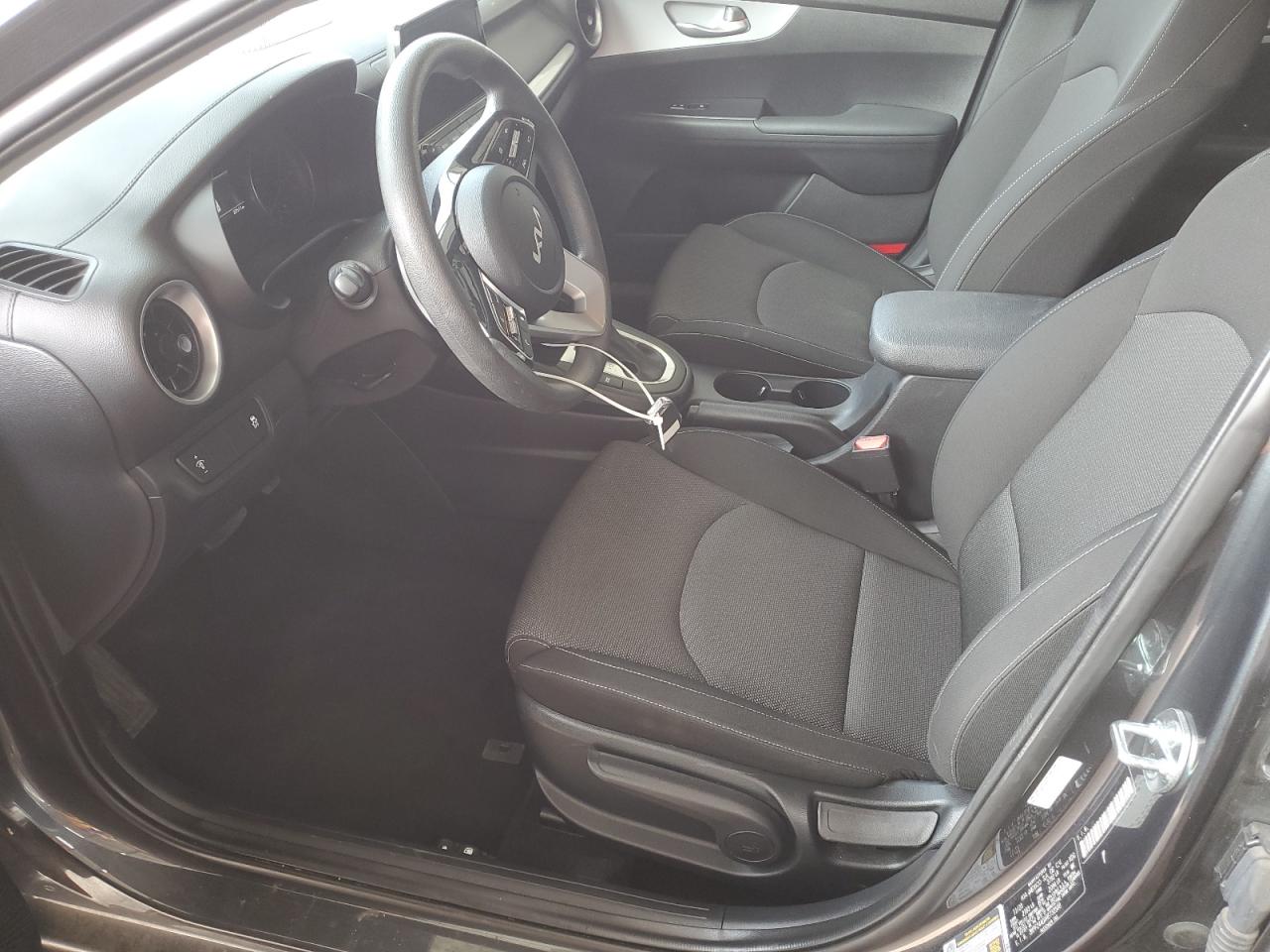 2024 Kia Forte - Image 7