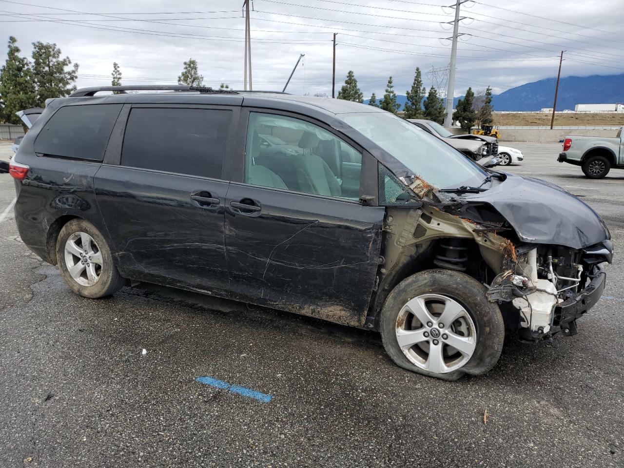 5TDKZ3DCXJS929065 TOYOTA All Models 2018