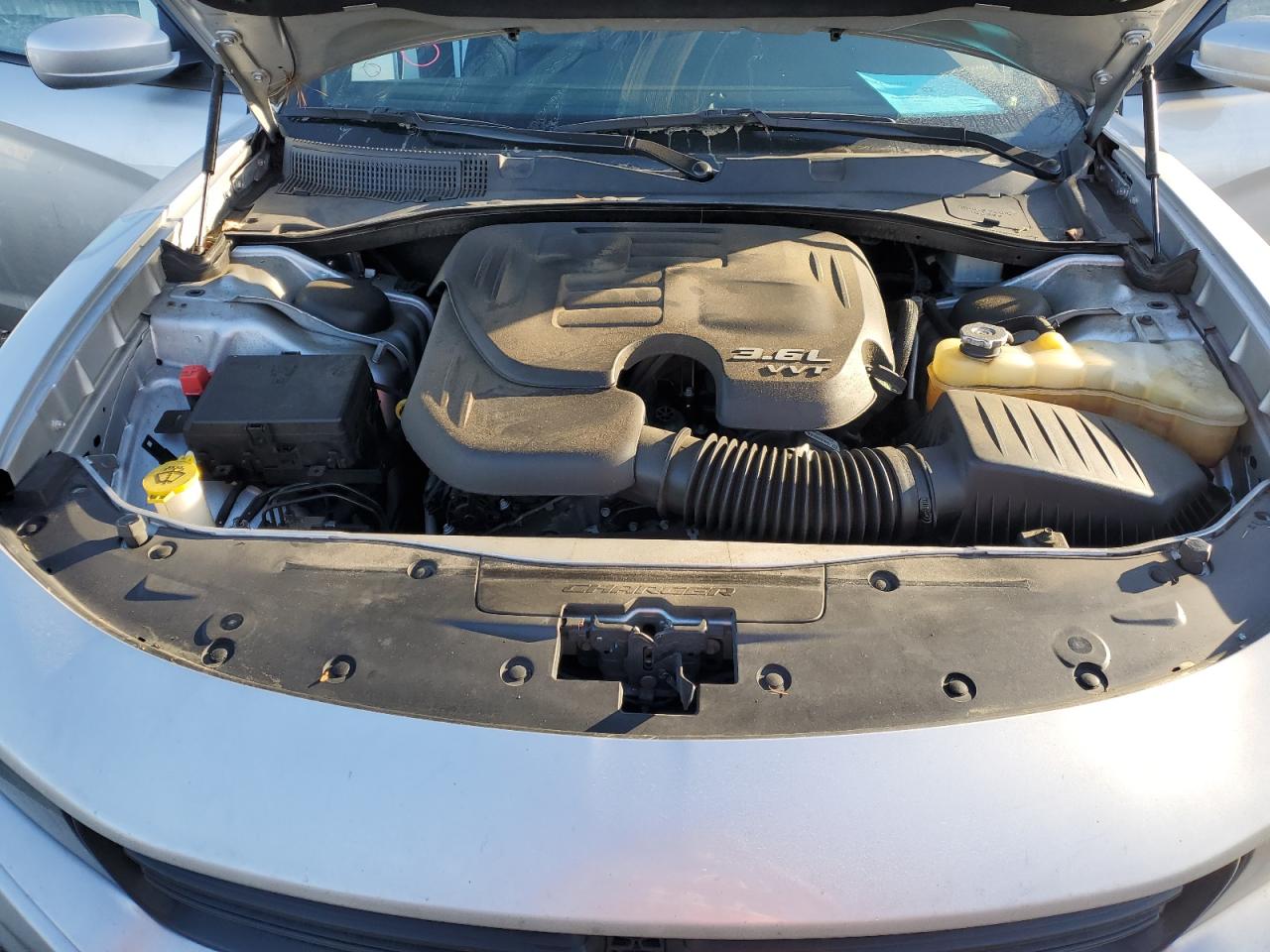 2020 Dodge Charger - Image 12