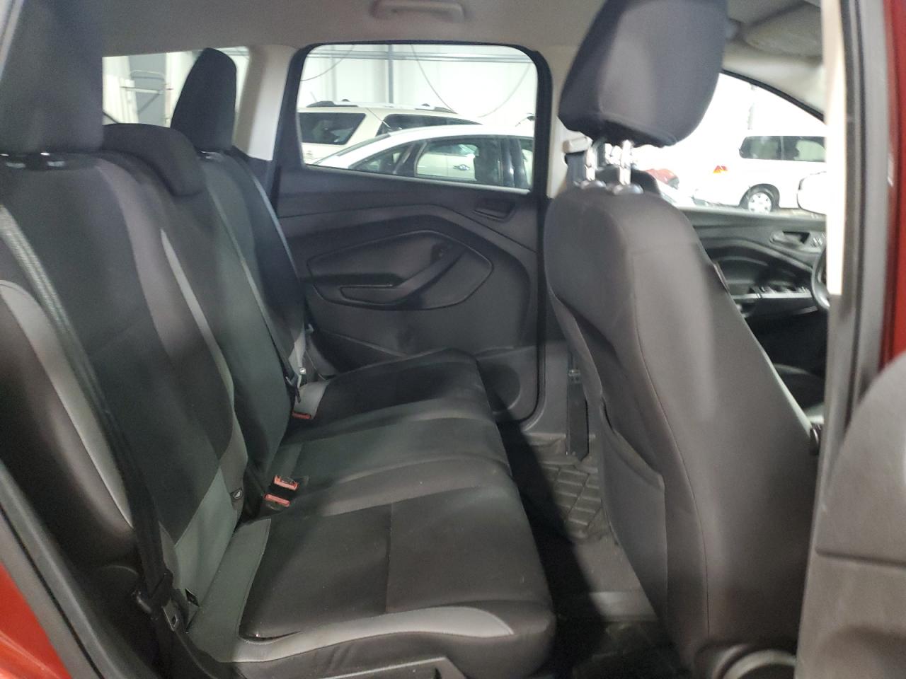2014 Ford Escape - Image 11