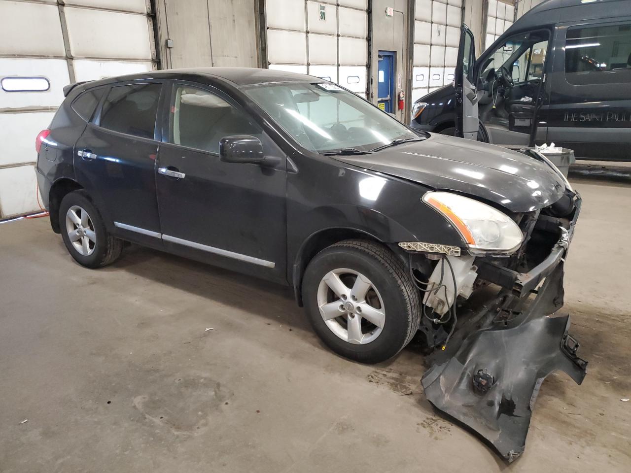 2013 Nissan Rogue - Image 4