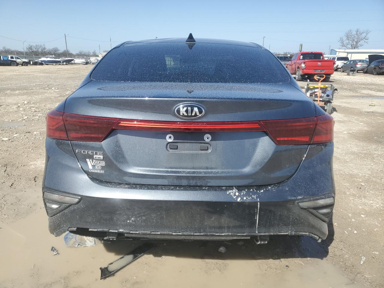 2021 Kia Forte - Image 6