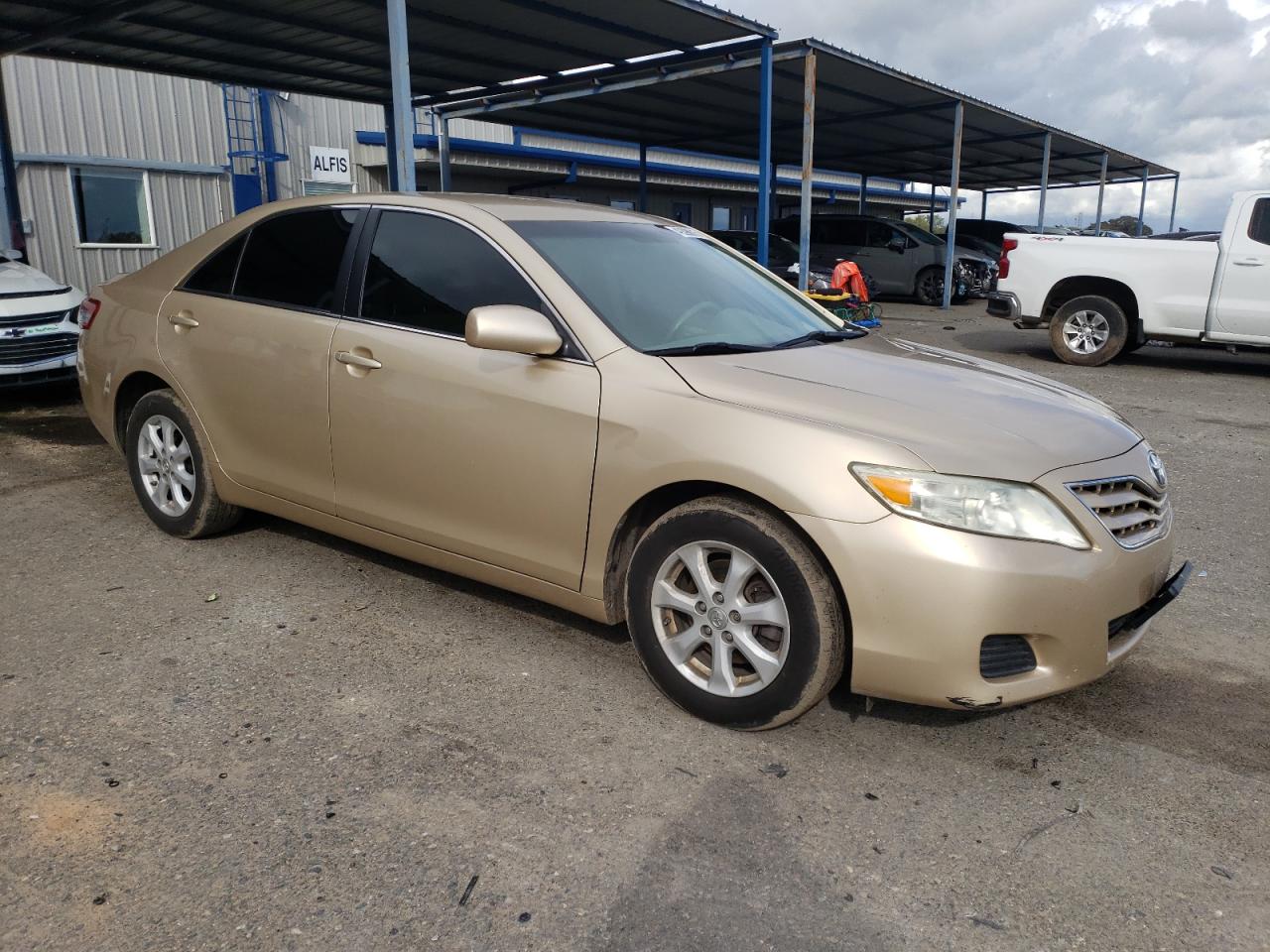 2011 Toyota Camry - Image 4