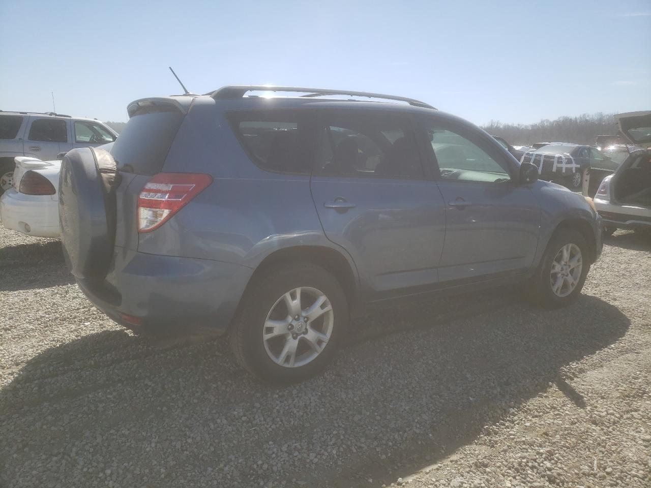 2011 Toyota RAV 4 - Image 3