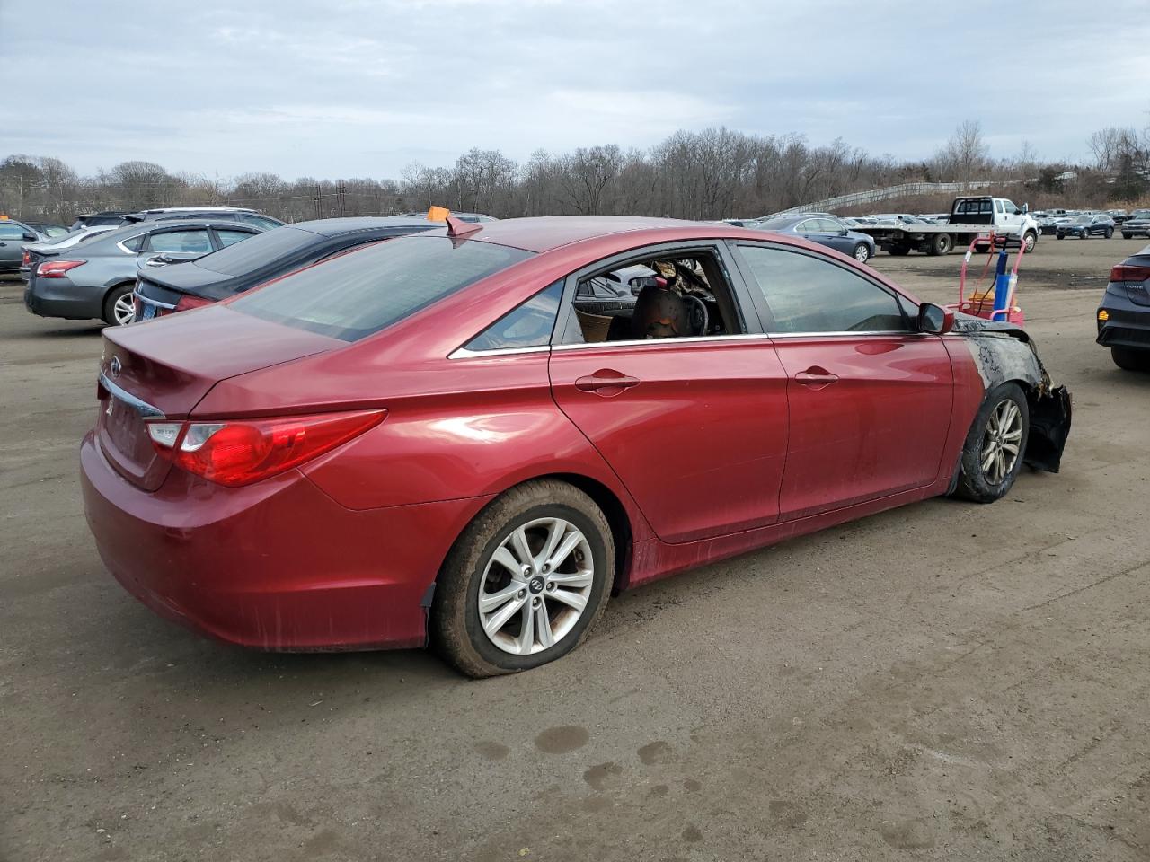 2011 Hyundai Sonata - Image 3