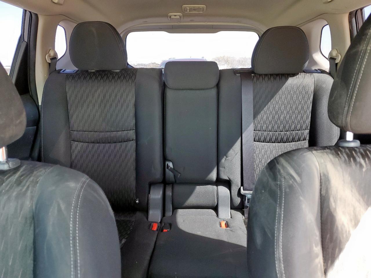 KNMAT2MV8JP598540 NISSAN ROGUE 2018