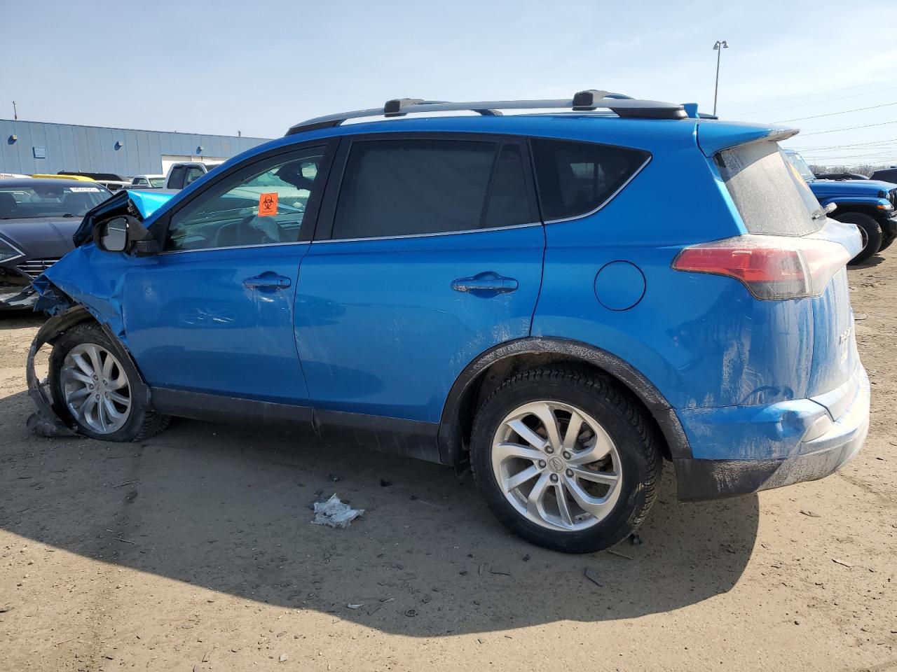 2T3BFREV7HW570925 TOYOTA RAV4 2017