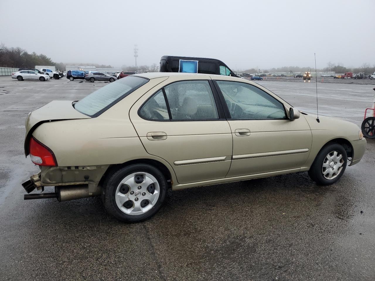 2002 Nissan Sentra - Image 3