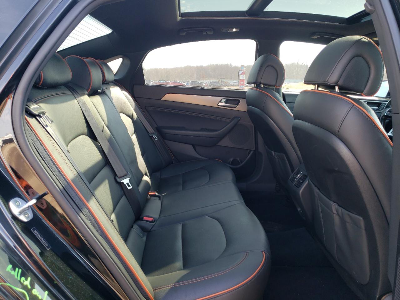 2015 Hyundai Sonata - Image 10