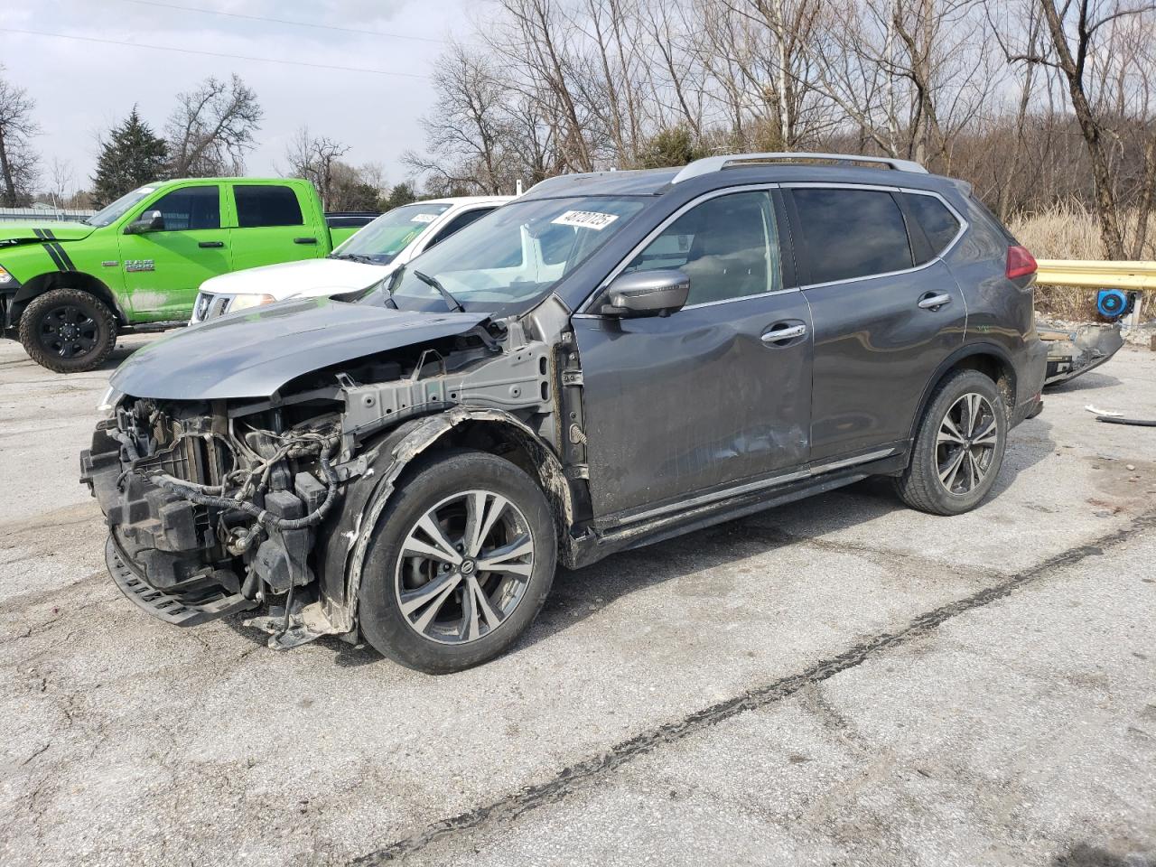 JN8AT2MT2HW408153 NISSAN ROGUE 2017