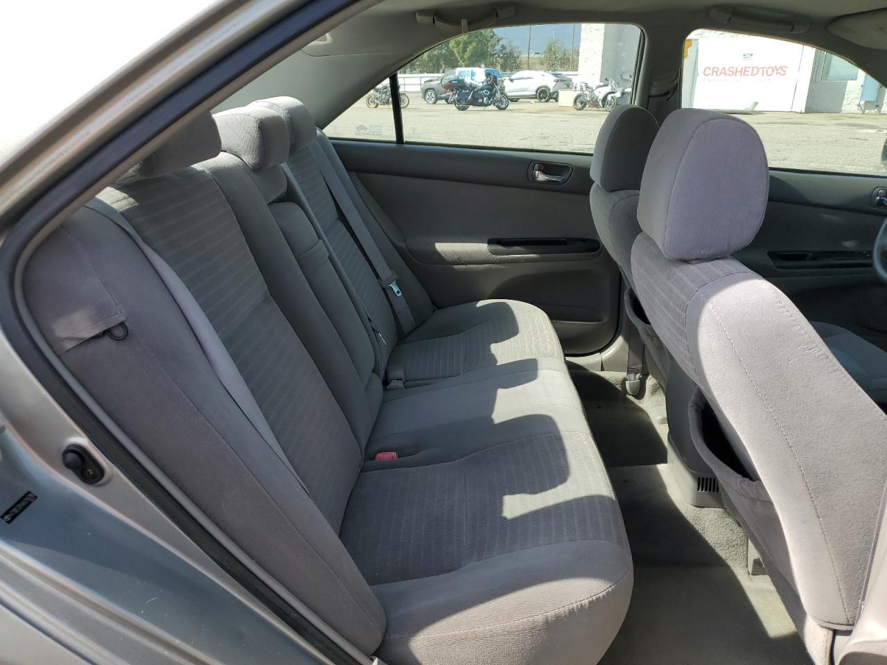 2006 Toyota Camry - Image 11