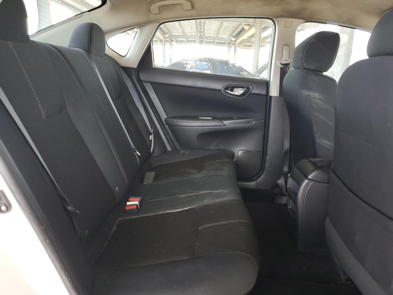 3N1AB7AP0GY300532 NISSAN SENTRA 2016
