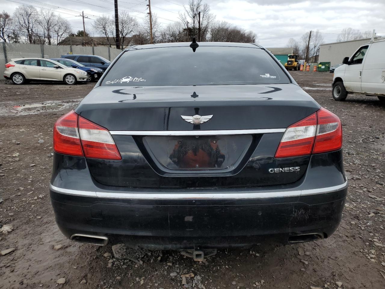2012 Hyundai Genesis - Image 6