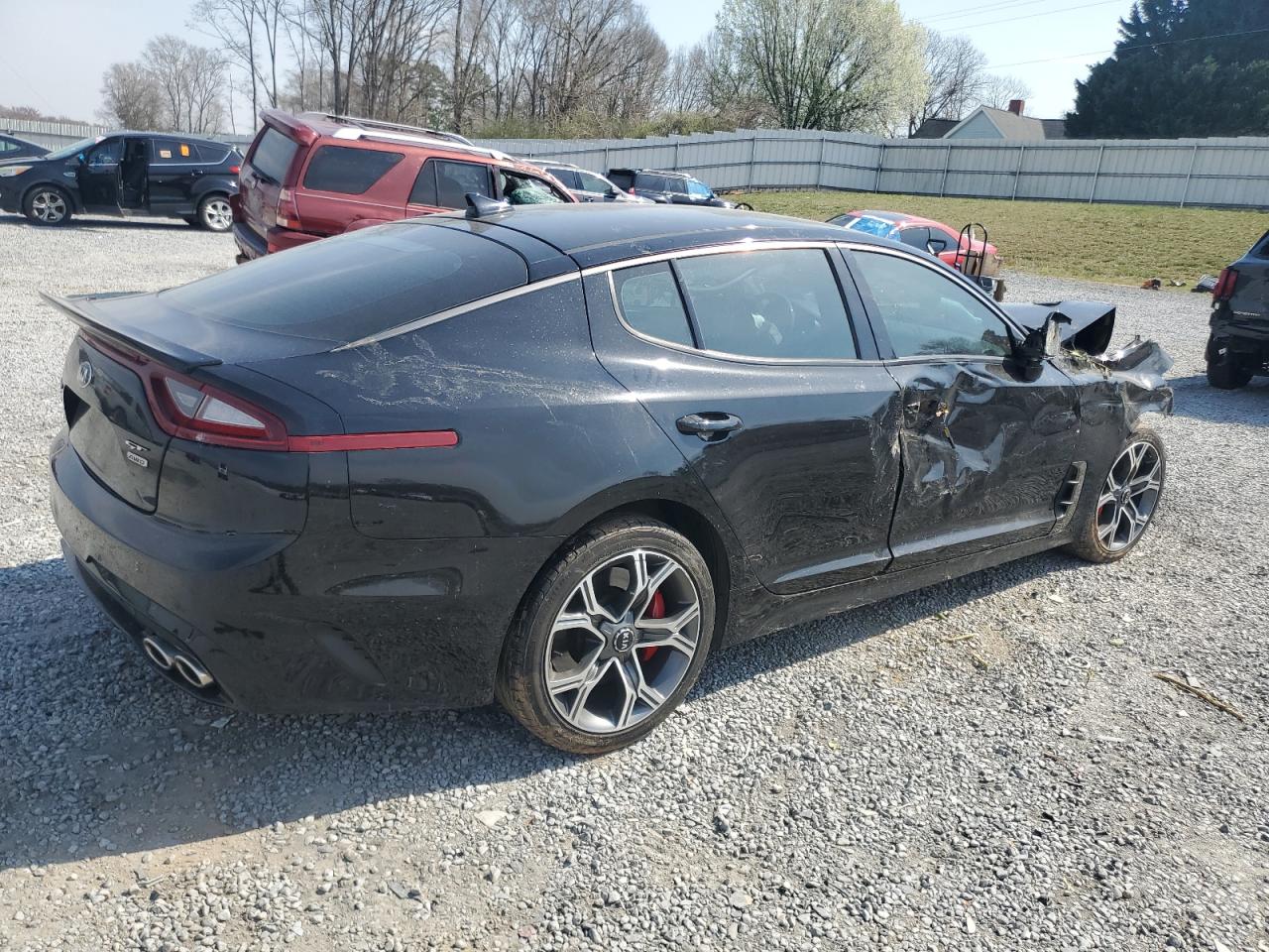 2019 Kia Stinger - Image 3