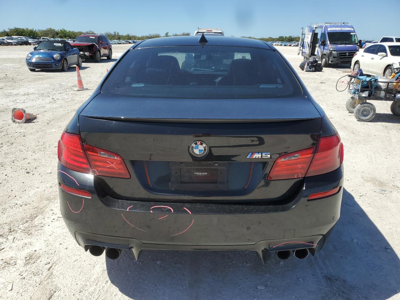 2013 BMW M5 - Image 6