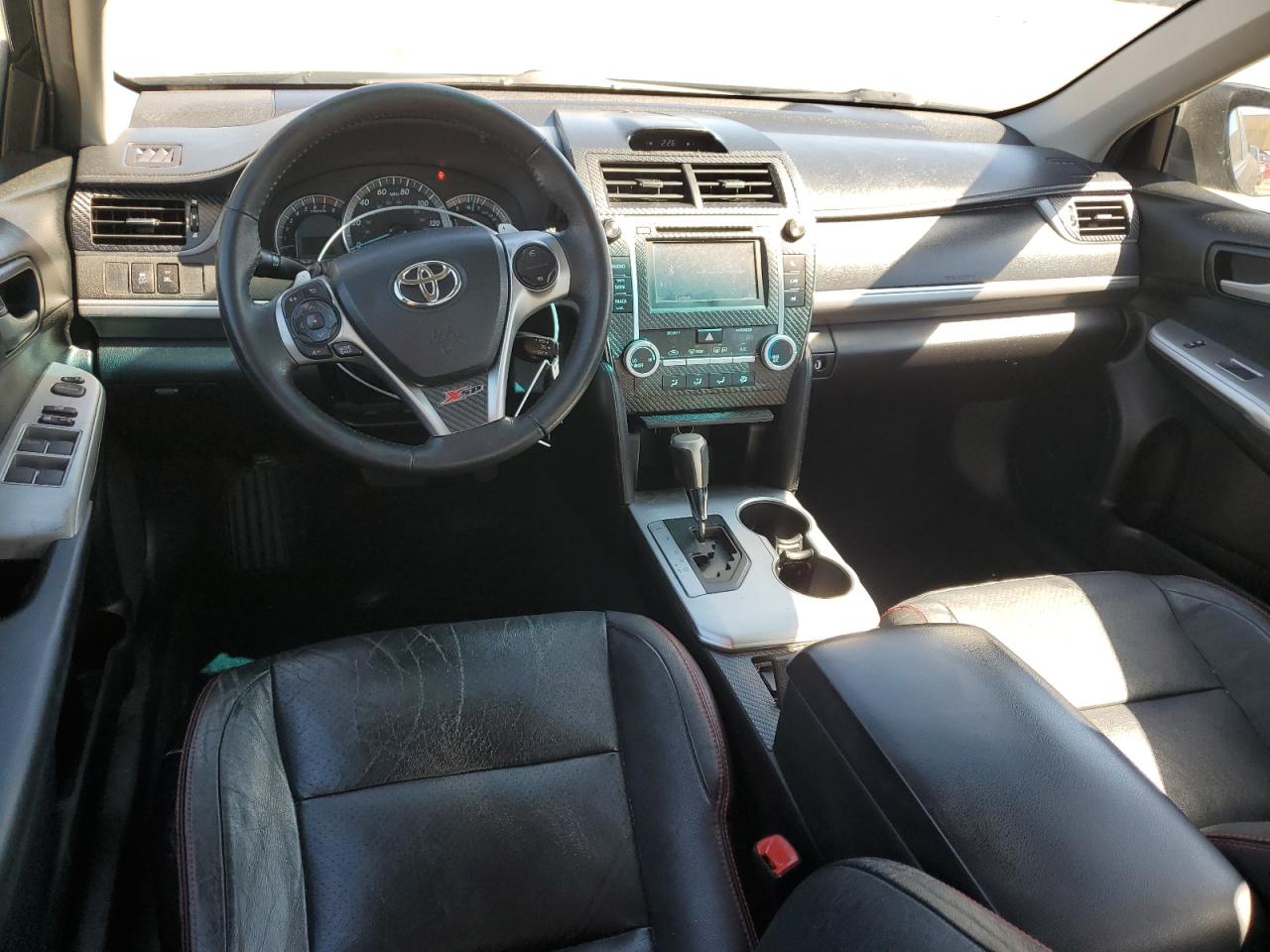 2014 Toyota Camry - Image 8