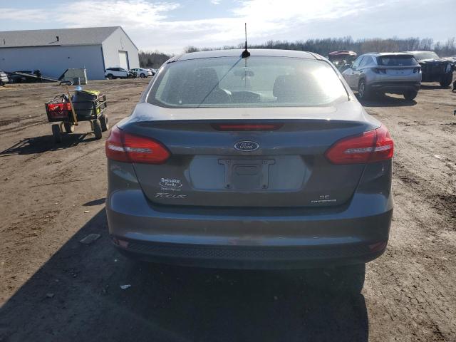 Sedans FORD FOCUS 2015 Gray