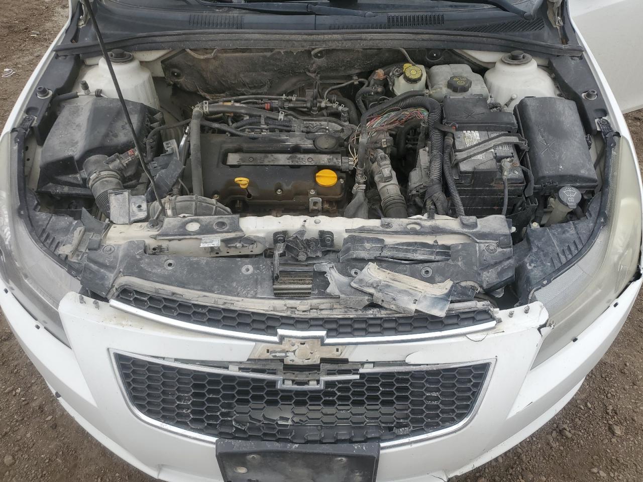 2012 Chevrolet Cruze - Image 11