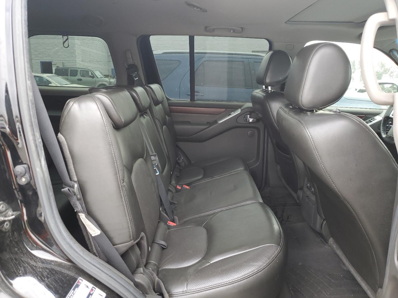 2009 Nissan Pathfinder - Image 11