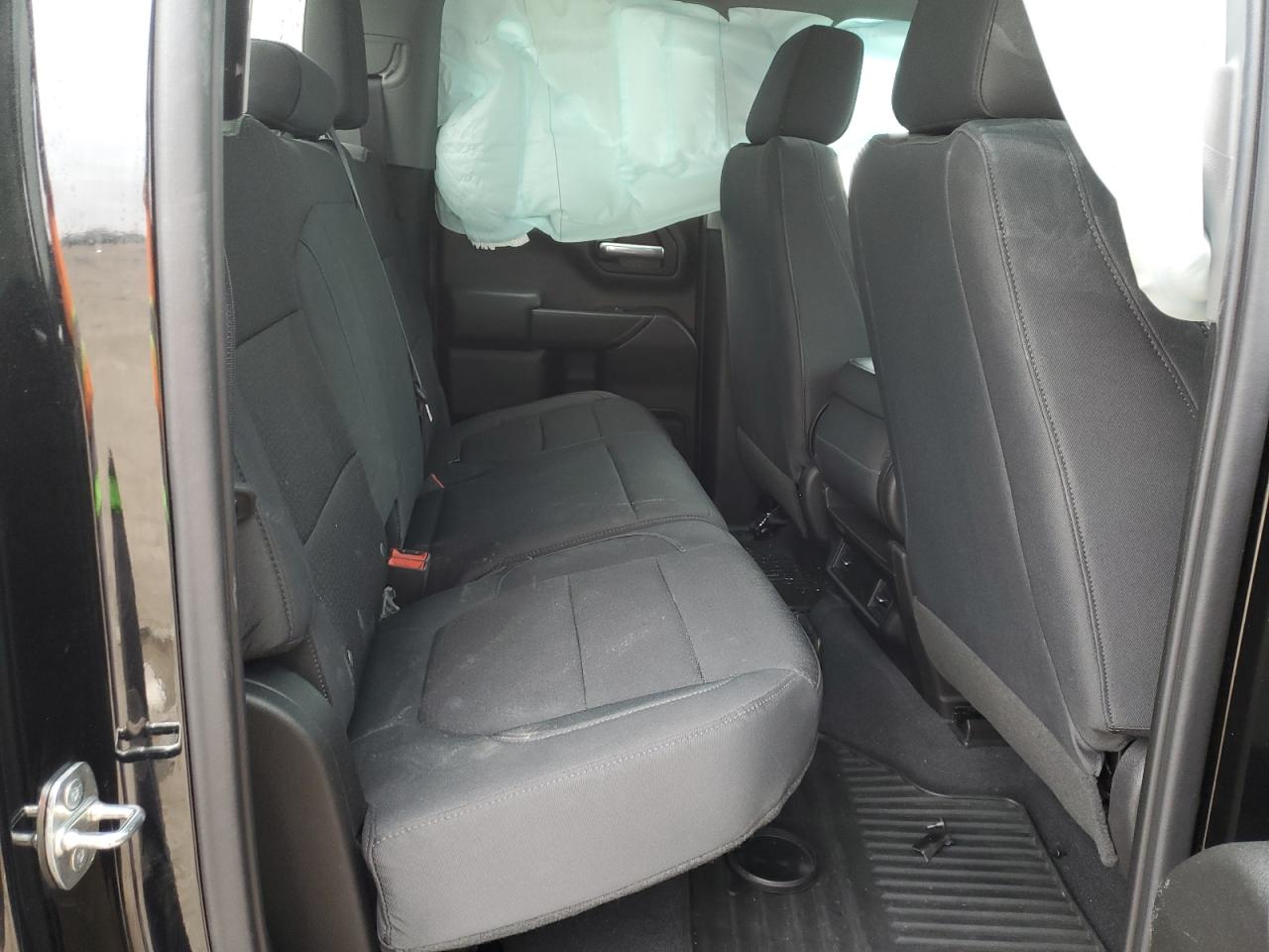 2019 Chevrolet Silverado - Image 10