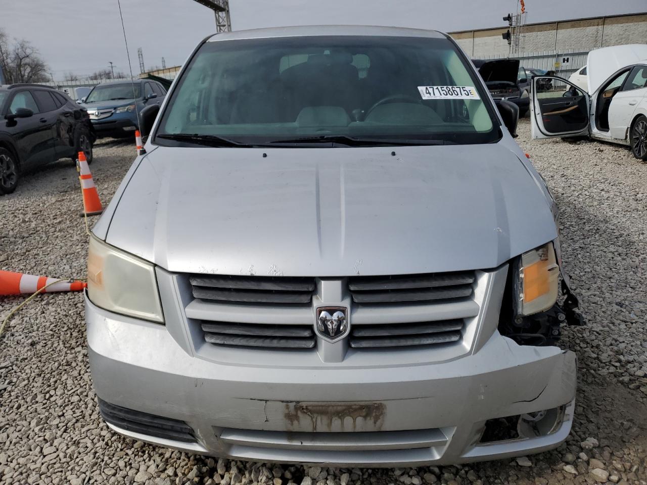 2008 Dodge Caravan - Image 5