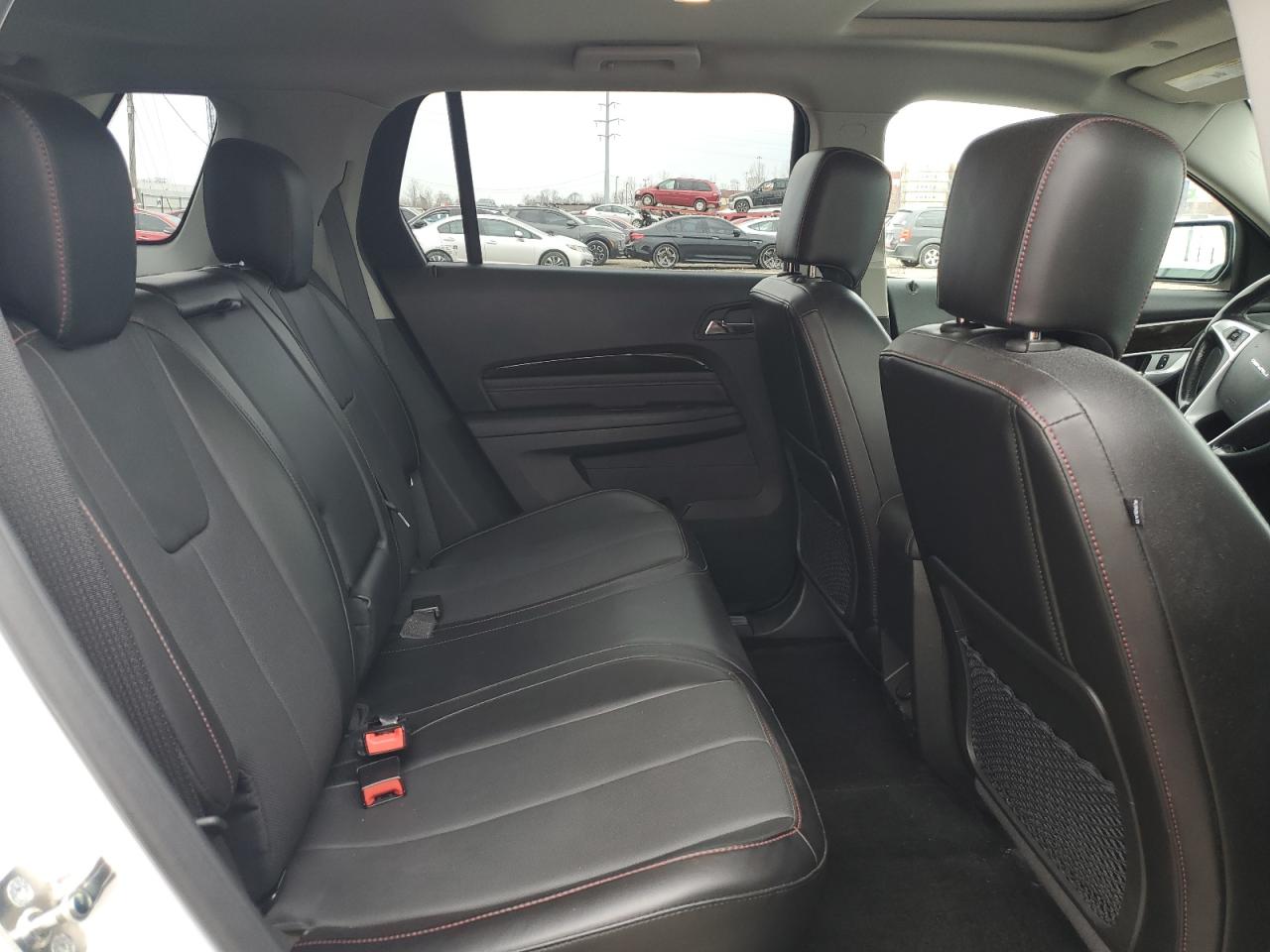 2015 GMC Terrain - Image 10