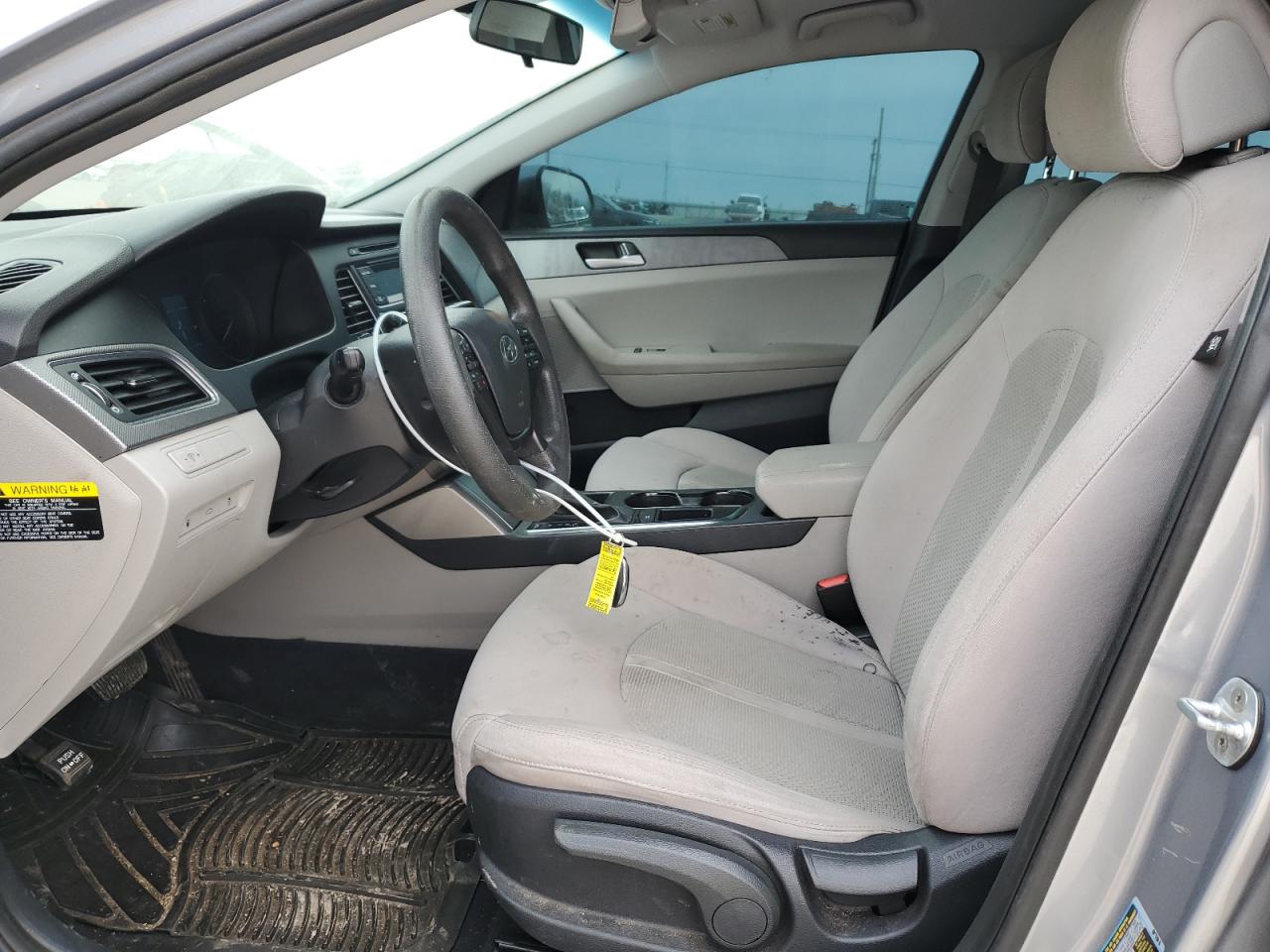 2017 Hyundai Sonata - Image 7